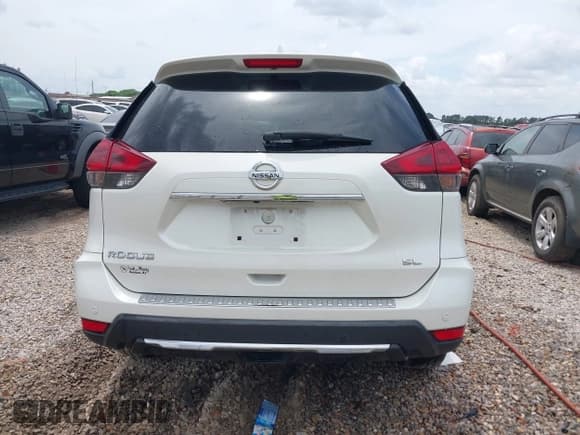 ✅ 2019 Nissan Rogue SL • VIN: 5N1AT2MT1KC740357 • Лот: 42120854. Опубликован ранее на IAAI с пробегом 45 821 миль. Бесплатный доступ к архиву аукционных продаж из США и подробный отчёт об истории автомобиля на DreamBid. Изображение 16.