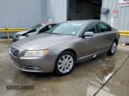 ✅ 2010 Volvo S80 I6 • VIN: YV1982AS8A1119433 • Lot: 64191064. Listed on Copart with 200,720 mi. Free auction sales archive from the USA and detailed vehicle history report at DreamBid. Image 1.