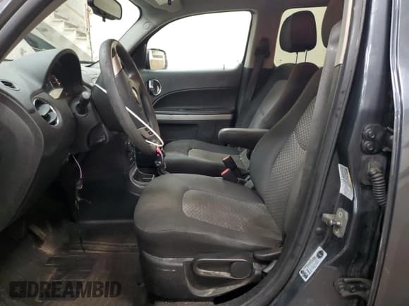 ✅ 2010 Chevrolet HHR LS • VIN: 3GNBAADB4AS547720 • Lot: 86689595. Wystawiony na Copart z przebiegiem 109 655 mil. Bezpłatny archiwum sprzedaży aukcyjnych z USA i szczegółowy raport historii pojazdu na DreamBid. Zdjęcie 7.