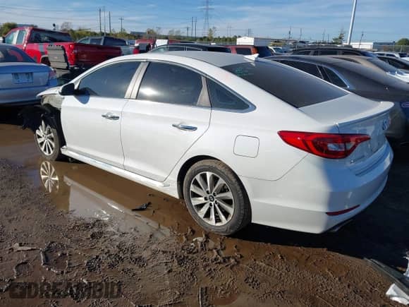 2017 Hyundai Sonata Sport with VIN 5NPE34AF9HH586395, listed as a IAAI auction lot 43531202 with 107,864 mi miles and . Bid and sale history available at DreamBid. Image 3.