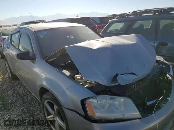 2013 Dodge Avenger SE с VIN 1C3CDZAB0DN534165, выставлен на аукционе Copart как лот 72033184 с пробегом 151 602 миль миль и Списание • Salvage title. История ставок и продаж доступна на DreamBid. Изображение 11.