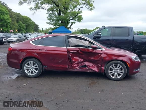 ✅ 2016 Chrysler 200 Limited • VIN: 1C3CCCAB7GN178964 • Lot: 42378749. Wystawiony na IAAI z przebiegiem 91 630 mil. Bezpłatny archiwum sprzedaży aukcyjnych z USA i szczegółowy raport historii pojazdu na DreamBid. Zdjęcie 14.