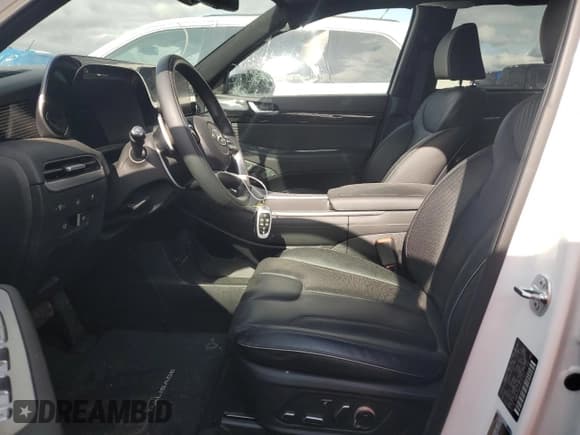 ✅ 2024 Hyundai Palisade Calligraphy • VIN: KM8R7DGE2RU721613 • Лот: 73045524. Опубликован ранее на Copart с пробегом 11 080 миль. Бесплатный доступ к архиву аукционных продаж из США и подробный отчёт об истории автомобиля на DreamBid. Изображение 7.