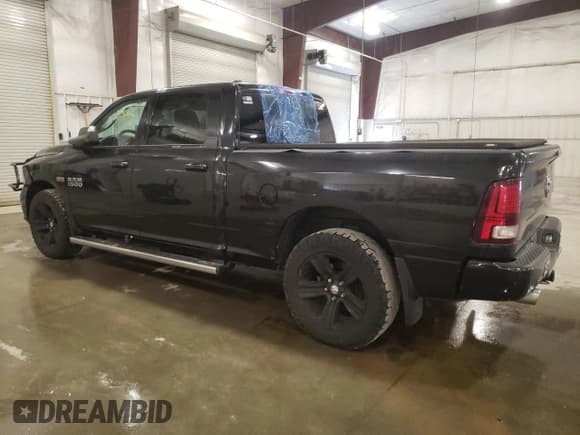 ✅ 2015 Ram 1500 Sport • VIN: 1C6RR7UT9FS777467 • Lot: 51936165. Wystawiony na Copart z przebiegiem 166 570 mil. Bezpłatny archiwum sprzedaży aukcyjnych z USA i szczegółowy raport historii pojazdu na DreamBid. Zdjęcie 2.