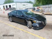 ✅ 2021 Nissan Altima SL • VIN: 1N4BL4EW9MN340105 • Lot: 42431637. Listed on IAAI with 74,695 mi. Free auction sales archive from the USA and detailed vehicle history report at DreamBid. Image 1.