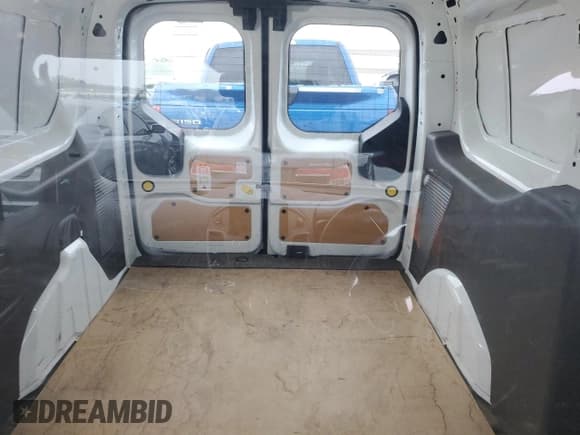 ✅ 2022 Ford Transit Connect XL • VIN: NM0LS7S23N1506791 • Lot: 53407585. Listed on Copart with 98,129 mi. Free auction sales archive from the USA and detailed vehicle history report at DreamBid. Image 10.