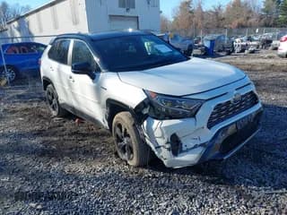 ✅ 2021 Toyota RAV4 Hybrid XSE • VIN: 4T3E6RFV8MU061075 • Lot: 43761441. Listed on IAAI with 37,545 mi. Free auction sales archive from the USA and detailed vehicle history report at DreamBid. Image 1.