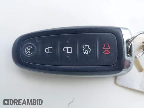 ✅ 2014 Ford Taurus Limited • VIN: 1FAHP2F88EG174989 • Lot: 43394013. Wystawiony na IAAI z przebiegiem 146 400 mil. Bezpłatny archiwum sprzedaży aukcyjnych z USA i szczegółowy raport historii pojazdu na DreamBid. Zdjęcie 11.