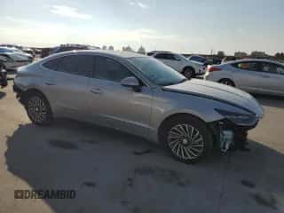 2023 Hyundai Sonata SEL с VIN KMHL34JJ7PA067133, выставлен на аукционе Copart как лот 67579935 с пробегом 15 586 миль миль и Списание • Salvage title. История ставок и продаж доступна на DreamBid. Изображение 4.