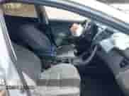 ✅ 2013 Hyundai Elantra GLS • VIN: 5NPDH4AE1DH220042 • Lot: 43321412. Wystawiony na IAAI z przebiegiem 160 000 mil mil. Skorzystaj z bezpłatnego archiwum sprzedaży aukcyjnych z USA i zobacz szczegółowy raport historii pojazdu na DreamBid. Zdjęcie 5.