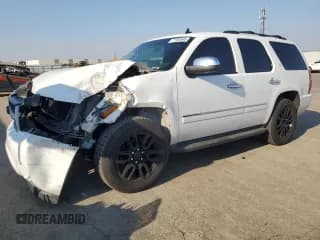 ✅ 2013 Chevrolet Tahoe LTZ • VIN: 1GNSKCE00DR315063 • Lot: 71993685. Wystawiony na Copart z przebiegiem 213 947 mil. Bezpłatny archiwum sprzedaży aukcyjnych z USA i szczegółowy raport historii pojazdu na DreamBid. Zdjęcie 1.