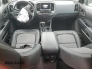 ✅ 2021 Chevrolet Colorado 4WD Z71 • VIN: 1GCGTDEN5M1210367 • Lot: 47817145. Wystawiony na Copart z przebiegiem 69 299 mil. Bezpłatny archiwum sprzedaży aukcyjnych z USA i szczegółowy raport historii pojazdu na DreamBid. Zdjęcie 8.