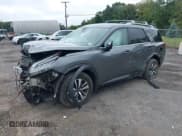 ✅ 2024 Nissan Pathfinder SL • VIN: 5N1DR3CC0RC271677 • Лот: 43026041. Опубликован ранее на IAAI с пробегом 17 261 миль. Бесплатный доступ к архиву аукционных продаж из США и подробный отчёт об истории автомобиля на DreamBid. Изображение 18.