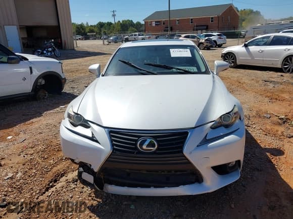 ✅ 2016 Lexus IS 200t • VIN: JTHBA1D21G5010362 • Lot: 43348210. Wystawiony na IAAI z przebiegiem 94 547 mil. Bezpłatny archiwum sprzedaży aukcyjnych z USA i szczegółowy raport historii pojazdu na DreamBid. Zdjęcie 12.