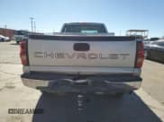 ✅ 2006 Chevrolet Silverado 2500HD Work Truck • VIN: 1GCHC23D46F266597 • Лот: 82920434. Опубликован ранее на Copart с пробегом 100 847 миль. Бесплатный доступ к архиву аукционных продаж из США и подробный отчёт об истории автомобиля на DreamBid. Изображение 6.