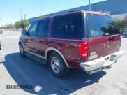 ✅ 1998 Ford Expedition XLT • VIN: 1FMPU18LXWLC41445 • Lot: 42899943. Wystawiony na IAAI z przebiegiem 297 122 mil. Bezpłatny archiwum sprzedaży aukcyjnych z USA i szczegółowy raport historii pojazdu na DreamBid. Zdjęcie 3.