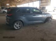 ✅ 2019 Hyundai Kona SE • VIN: KM8K12AA7KU270522 • Лот: 90756495. Опубликован ранее на Copart с пробегом 76 151 миль. Бесплатный доступ к архиву аукционных продаж из США и подробный отчёт об истории автомобиля на DreamBid. Изображение 3.