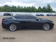 ✅ 2020 Lexus ES 300h Luxury • VIN: 58AE21B12LU009909 • Lot: 43165809. Listed on IAAI with 123,000 mi. Free auction sales archive from the USA and detailed vehicle history report at DreamBid. Image 13.
