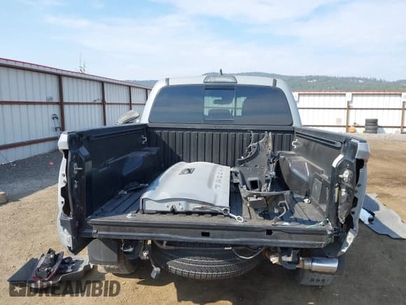 ✅ 2019 Toyota Tacoma SR • VIN: 3TMCZ5ANXKM227867 • Lot: 43211013. Wystawiony na IAAI z przebiegiem 66 171 mil. Bezpłatny archiwum sprzedaży aukcyjnych z USA i szczegółowy raport historii pojazdu na DreamBid. Zdjęcie 17.