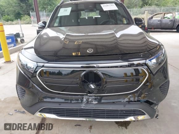 ✅ 2023 Mercedes-Benz EQB 300 • VIN: W1N9M0KB3PN015320 • Lot: 42687762. Wystawiony na IAAI z przebiegiem 6 966 mil. Bezpłatny archiwum sprzedaży aukcyjnych z USA i szczegółowy raport historii pojazdu na DreamBid. Zdjęcie 6.