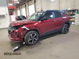 2023 Chevrolet TrailBlazer RS с VIN KL79MUSL4PB051300, выставлен на аукционе Copart как лот 90470125 с пробегом 49 741 миль миль и Списание • Salvage title. История ставок и продаж доступна на DreamBid. Изображение 1.