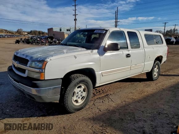✅ 2004 Chevrolet Silverado 1500 Z71 • VIN: 2GCEK19T441106965 • Lot: 94267805. Listed on Copart with 200,286 mi. Free auction sales archive from the USA and detailed vehicle history report at DreamBid. Image 1.