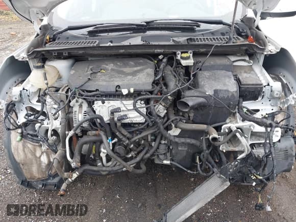 ✅ 2018 Ford Escape SE • VIN: 1FMCU0GD9JUC32631 • Lot: 43648621. Listed on IAAI with 86,643 mi. Free auction sales archive from the USA and detailed vehicle history report at DreamBid. Image 10.