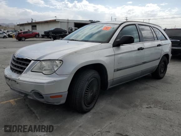 ✅ 2007 Chrysler Pacifica • VIN: 2A8GM48L87R130139 • Лот: 71054715. Опубликован ранее на Copart с пробегом Не указан. Бесплатный доступ к архиву аукционных продаж из США и подробный отчёт об истории автомобиля на DreamBid. Изображение 1.