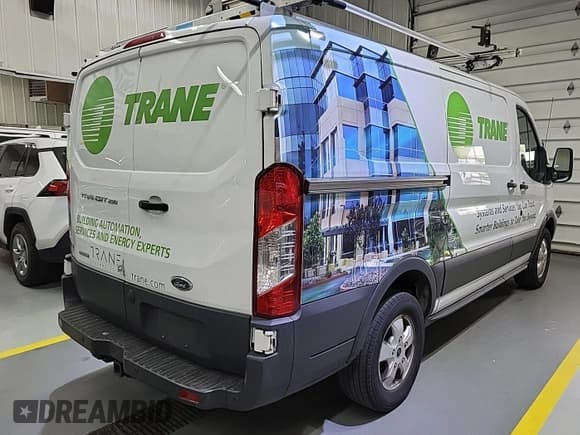 ✅ 2018 Ford Transit • VIN: 1FTYR1YG7JKB47664 • Lot: 42350392. Wystawiony na IAAI z przebiegiem 114 262 mil. Bezpłatny archiwum sprzedaży aukcyjnych z USA i szczegółowy raport historii pojazdu na DreamBid. Zdjęcie 1.