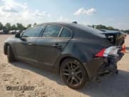 ✅ 2017 Volvo S60 Dynamic • VIN: YV126MFL2H2424113 • Лот: 84230045. Опубликован ранее на Copart с пробегом 51 485 миль. Бесплатный доступ к архиву аукционных продаж из США и подробный отчёт об истории автомобиля на DreamBid. Изображение 2.