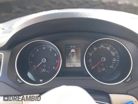 ✅ 2017 Volkswagen Jetta SE • VIN: 3VWDB7AJ9HM362118 • Lot: 43480715. Wystawiony na IAAI z przebiegiem 158 340 mil. Bezpłatny archiwum sprzedaży aukcyjnych z USA i szczegółowy raport historii pojazdu na DreamBid. Zdjęcie 7.