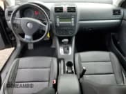 ✅ 2009 Volkswagen Jetta SE • VIN: 3VWRM71K29M024537 • Lot: 85837855. Wystawiony na Copart z przebiegiem 123 831 mil. Bezpłatny archiwum sprzedaży aukcyjnych z USA i szczegółowy raport historii pojazdu na DreamBid. Zdjęcie 8.