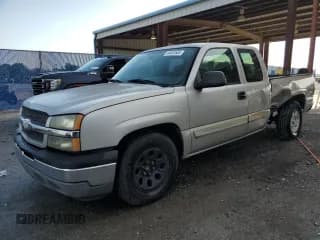 ✅ 2005 Chevrolet Silverado 1500 • VIN: 1GCEC19V15Z144371 • Лот: 64652655. Опубликован ранее на Copart с пробегом 180 105 миль. Бесплатный доступ к архиву аукционных продаж из США и подробный отчёт об истории автомобиля на DreamBid. Изображение 1.