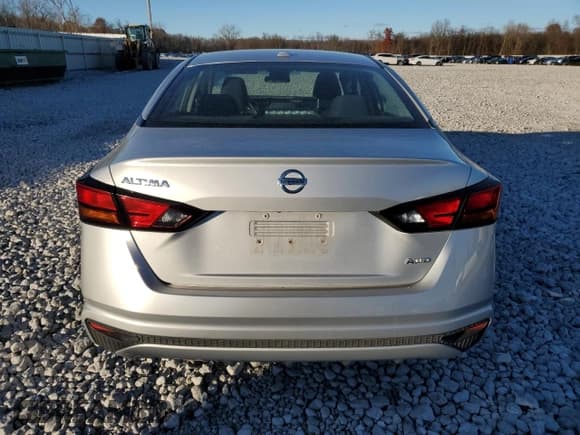 ✅ 2020 Nissan Altima S • VIN: 1N4BL4BW1LC243592 • Лот: 93188315. Опубликован ранее на Copart с пробегом 80 485 миль. Бесплатный доступ к архиву аукционных продаж из США и подробный отчёт об истории автомобиля на DreamBid. Изображение 6.