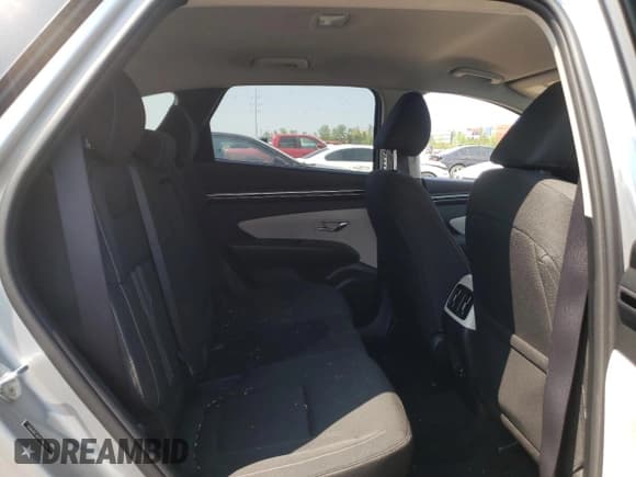 ✅ 2023 Hyundai Tucson SEL • VIN: 5NMJBCAE9PH172435 • Lot: 52739443. Wystawiony na Copart z przebiegiem 8 196 mil. Bezpłatny archiwum sprzedaży aukcyjnych z USA i szczegółowy raport historii pojazdu na DreamBid. Zdjęcie 10.