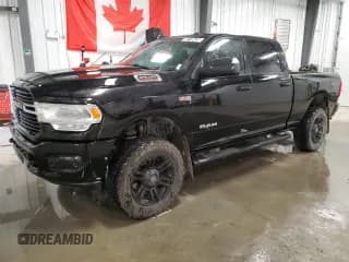 ✅ 2019 Ram 2500 Big Horn • VIN: 3C6UR5DJ3KG688847 • Lot: 92178425. Wystawiony na Copart z przebiegiem 246 950 mil. Bezpłatny archiwum sprzedaży aukcyjnych z USA i szczegółowy raport historii pojazdu na DreamBid. Zdjęcie 1.