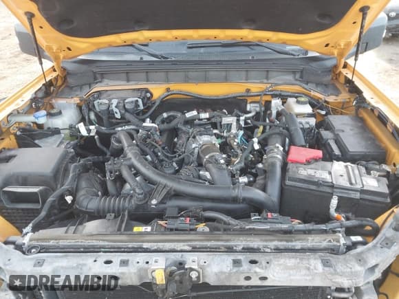 ✅ 2022 Ford Bronco • VIN: 1FMEE5DP8NLB67834 • Lot: 41772622. Wystawiony na IAAI z przebiegiem 58 667 mil. Bezpłatny archiwum sprzedaży aukcyjnych z USA i szczegółowy raport historii pojazdu na DreamBid. Zdjęcie 10.