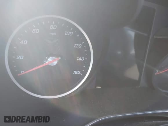 ✅ 2019 Mercedes-Benz C 300 • VIN: 55SWF8EB9KU296768 • Lot: 42137749. Wystawiony na IAAI z przebiegiem Nie podano. Bezpłatny archiwum sprzedaży aukcyjnych z USA i szczegółowy raport historii pojazdu na DreamBid. Zdjęcie 7.