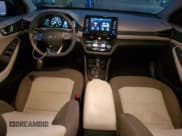 ✅ 2020 Hyundai Ioniq Blue • VIN: KMHC65LC1LU208086 • Lot: 91796885. Wystawiony na Copart z przebiegiem 86 305 mil. Bezpłatny archiwum sprzedaży aukcyjnych z USA i szczegółowy raport historii pojazdu na DreamBid. Zdjęcie 8.