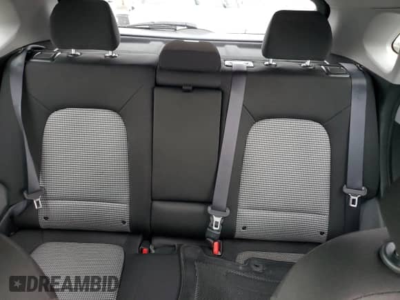 2018 Hyundai Kona SEL with VIN KM8K2CAA9JU083199, listed as a Copart auction lot 37691963 with 30,265 mi miles and . Bid and sale history available at DreamBid. Image 10.