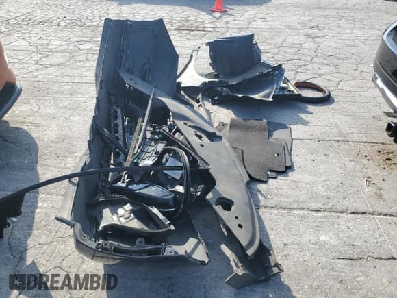 ✅ 2017 Acura MDX Technology • VIN: 5FRYD4H57HB042921 • Лот: 80278595. Опубликован ранее на Copart с пробегом 168 992 миль. Бесплатный доступ к архиву аукционных продаж из США и подробный отчёт об истории автомобиля на DreamBid. Изображение 12.