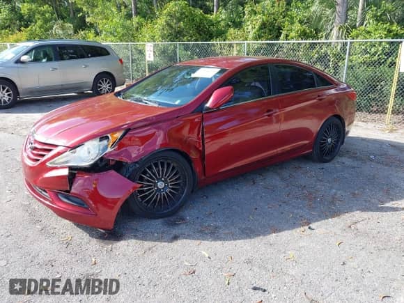 2012 Hyundai Sonata GLS z VIN 5NPEB4ACXCH415558, wystawiony jako IAAI lot #43494125 z przebiegiem 127 214 mil mil oraz . Historia ofert i sprzedaży dostępna na DreamBid. Obrazek 2.