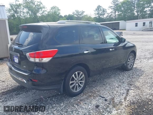 ✅ 2014 Nissan Pathfinder SV • VIN: 5N1AR2MN9EC726078 • Lot: 42144991. Listed on IAAI with 176,036 mi. Free auction sales archive from the USA and detailed vehicle history report at DreamBid. Image 4.
