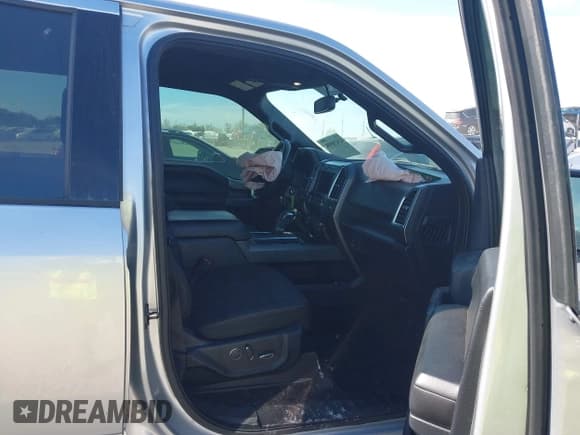 ✅ 2016 Ford F-150 XLT • VIN: 1FTEW1EF6GFD54216 • Лот: 43478998. Опубликован ранее на IAAI с пробегом 192 411 миль. Бесплатный доступ к архиву аукционных продаж из США и подробный отчёт об истории автомобиля на DreamBid. Изображение 5.