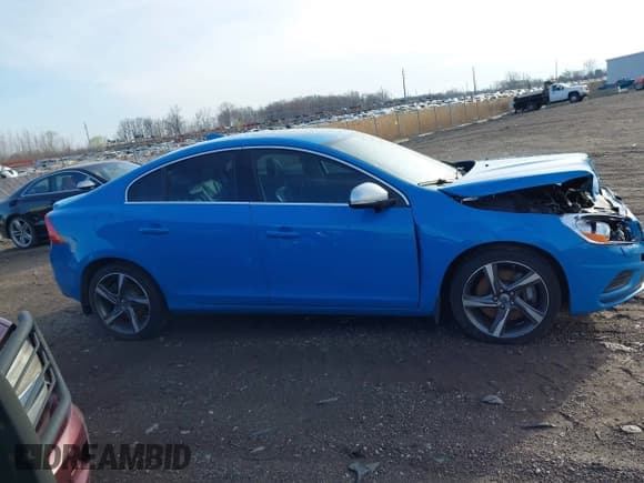 ✅ 2013 Volvo S60 T6 R-Design Platinum • VIN: YV1902FH4D1207310 • Lot: 41946681. Listed on IAAI with 156,656 mi. Free auction sales archive from the USA and detailed vehicle history report at DreamBid. Image 13.