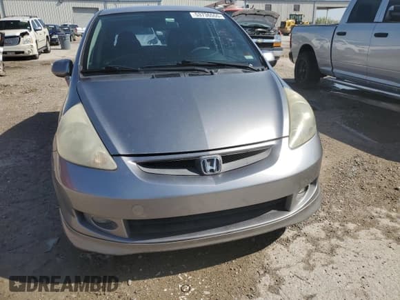 ✅ 2008 Honda Fit Sport • VIN: JHMGD38618S044519 • Лот: 53736555. Опубликован ранее на Copart с пробегом 176 154 миль. Бесплатный доступ к архиву аукционных продаж из США и подробный отчёт об истории автомобиля на DreamBid. Изображение 5.