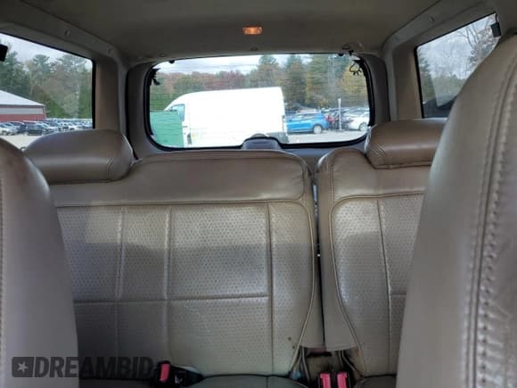 ✅ 1998 Ford Explorer XL • VIN: 1FMZU34E3WZA19175 • Lot: 89784115. Wystawiony na Copart z przebiegiem 91 698 mil. Bezpłatny archiwum sprzedaży aukcyjnych z USA i szczegółowy raport historii pojazdu na DreamBid. Zdjęcie 10.