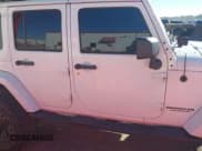 ✅ 2013 Jeep Wrangler Unlimited Sahara • VIN: 1C4BJWEG1DL548057 • Lot: 43587666. Wystawiony na IAAI z przebiegiem 116 256 mil. Bezpłatny archiwum sprzedaży aukcyjnych z USA i szczegółowy raport historii pojazdu na DreamBid. Zdjęcie 13.