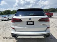 ✅ 2022 BMW X5 sDrive40i • VIN: 5UXCR4C09N9L04757 • Лот: 70412995. Опубликован ранее на Copart с пробегом Не указан. Бесплатный доступ к архиву аукционных продаж из США и подробный отчёт об истории автомобиля на DreamBid. Изображение 6.