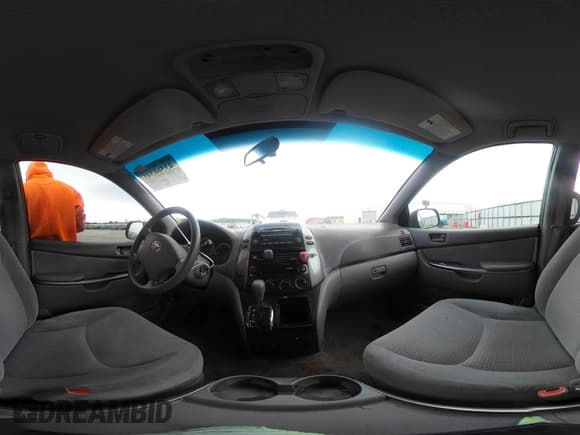 ✅ 2007 Toyota Sienna LE • VIN: 5TDZK23C77S030106 • Lot: 43566345. Listed on IAAI with 112,427 mi. Free auction sales archive from the USA and detailed vehicle history report at DreamBid. Image 18.